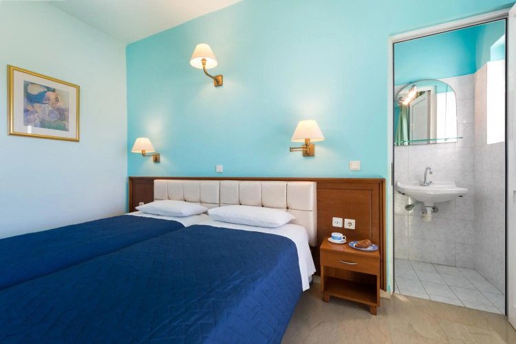 Poseidon Suite - SAYA'S BLUE SUITE