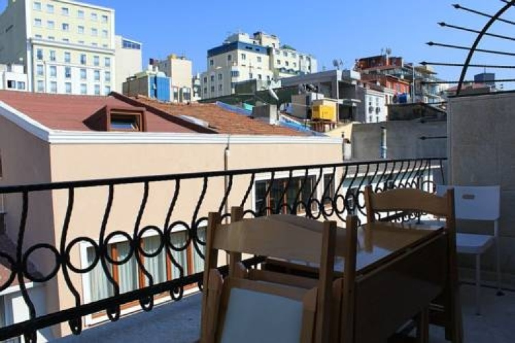 Feridiye 93 Suites
