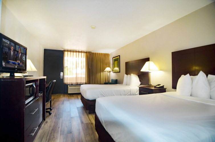 Hotel Monreale Express and Studios IDrive District