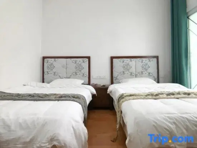 Yichun Yijia B&B