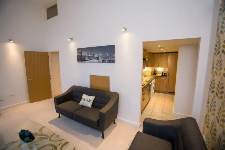 Hamilton Grace - Paramount Apartments