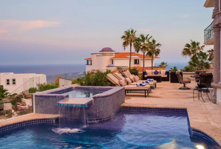 Spacious Cabo Villa Perfect for Large Groups: Villa Alegria