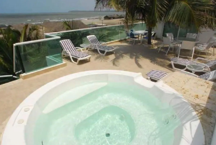 Casa Punta Icacos