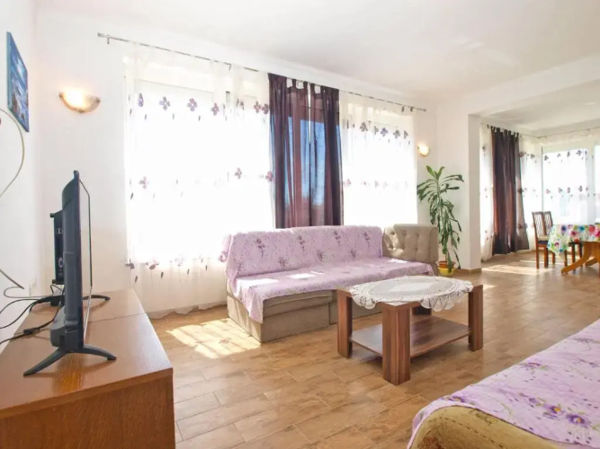 Apartment 1359