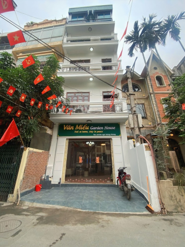 Van Mieu Garden House - Hanoi