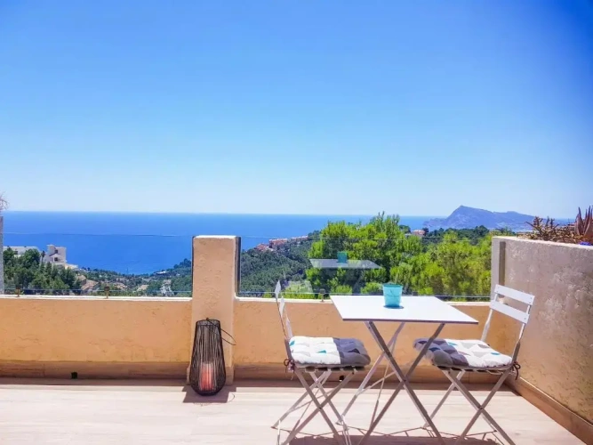 3 Bedrooms Villa