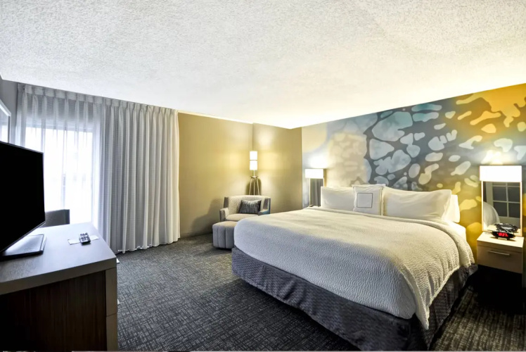 1 Bedroom Suite