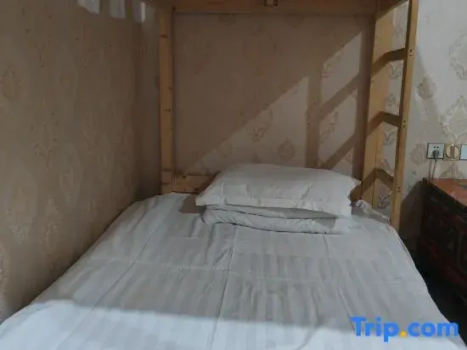 Bed in Dorm