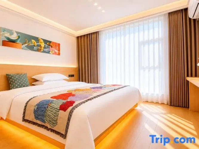 2 Bedrooms Twin Family Suite with mountain view