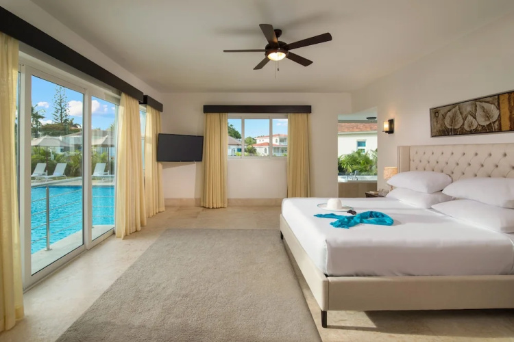 Crown Villas 5 bdrm