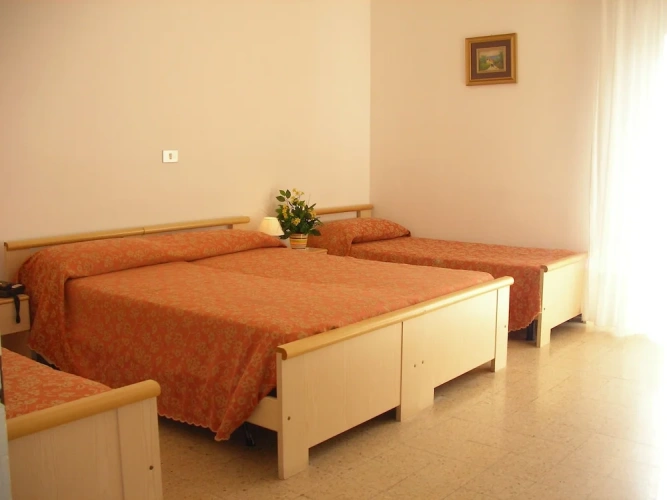 Standard Quadruple room with balcony