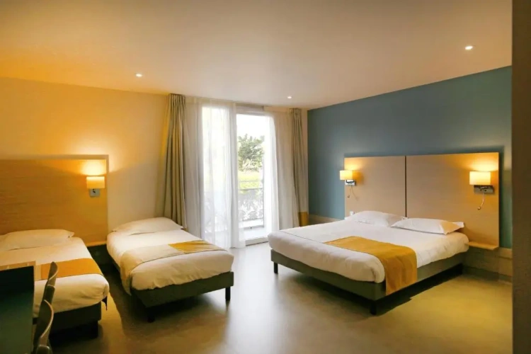 Standard Quadruple room