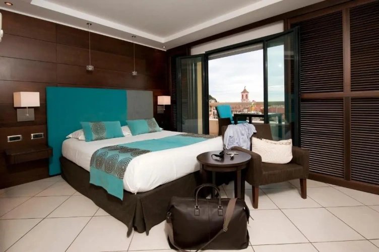 Deluxe Double room with park view