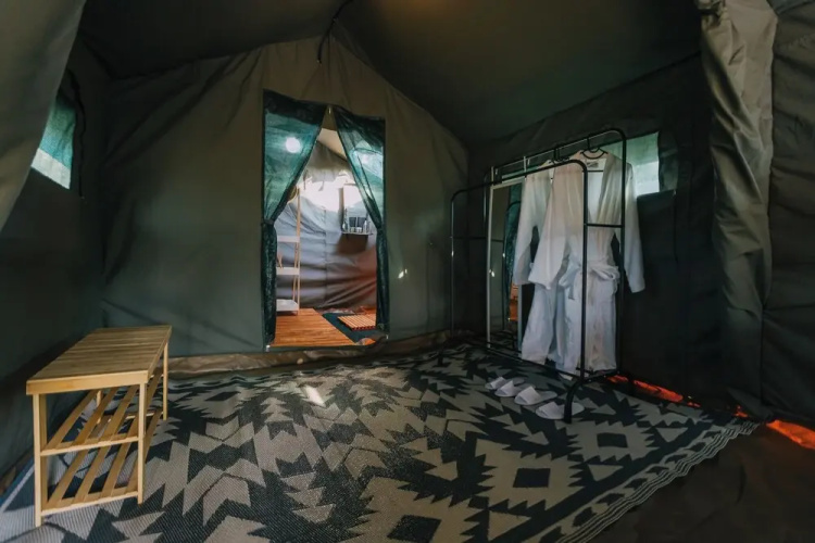 Kruger Untamed - Satara Plains Camp