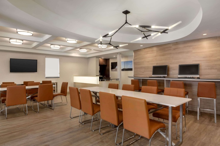 Days Inn By Wyndham Toronto West Mississauga photo 11