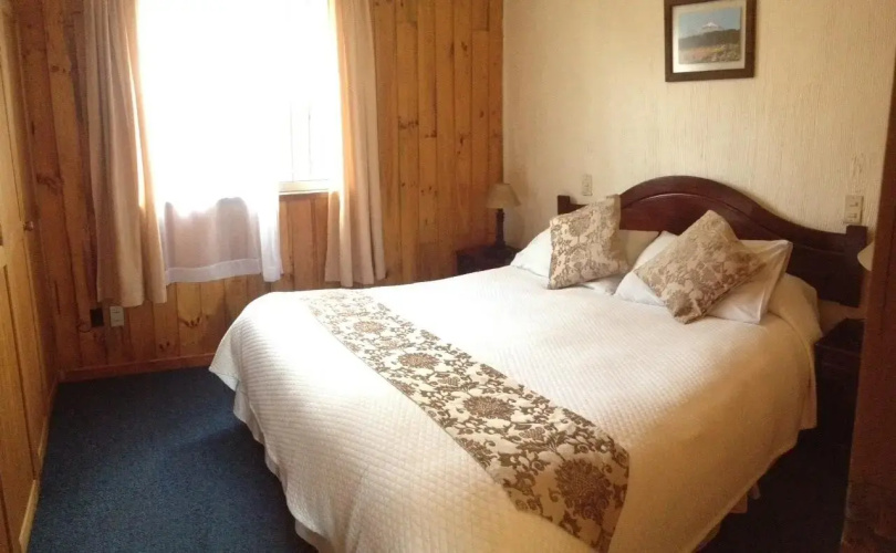 Hotel Kernayel