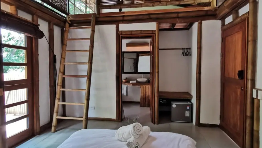 Bamboo Surf House - Hostel