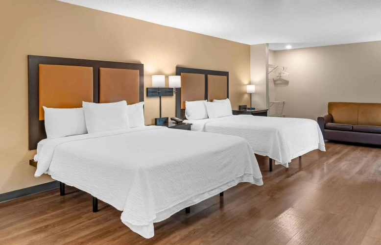 Quadruple Suite