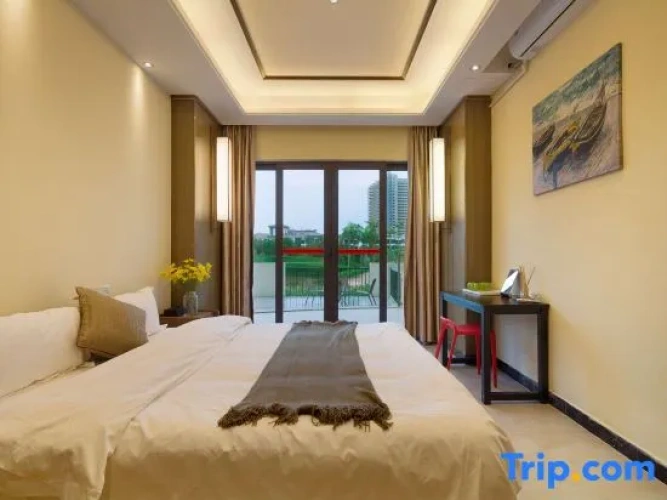 4 Bedrooms Villa