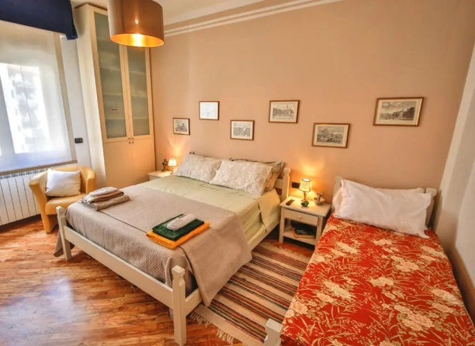 Standard Triple room