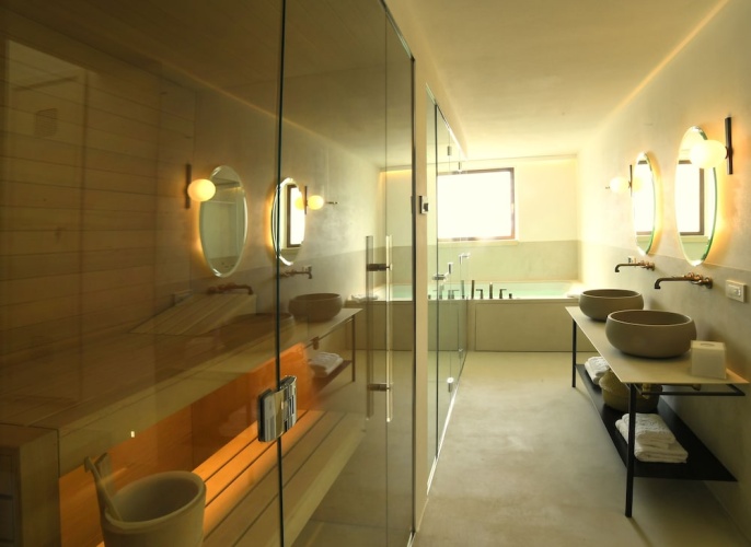 2 Bedrooms Premium Quadruple Suite