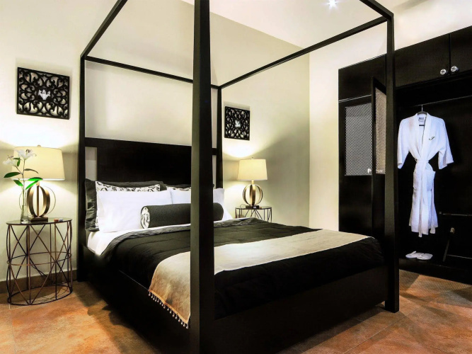 La Isabela Suites