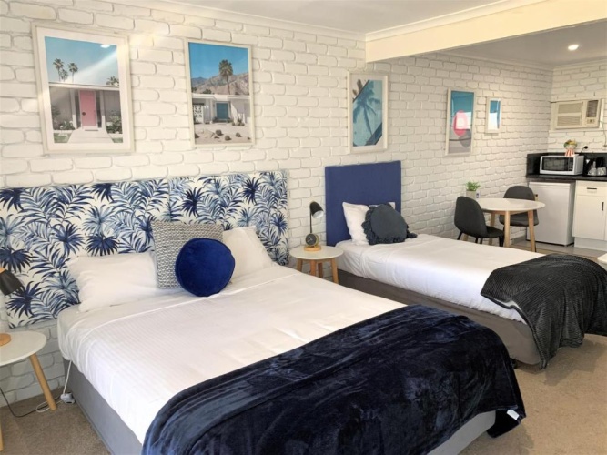 Deluxe Suite