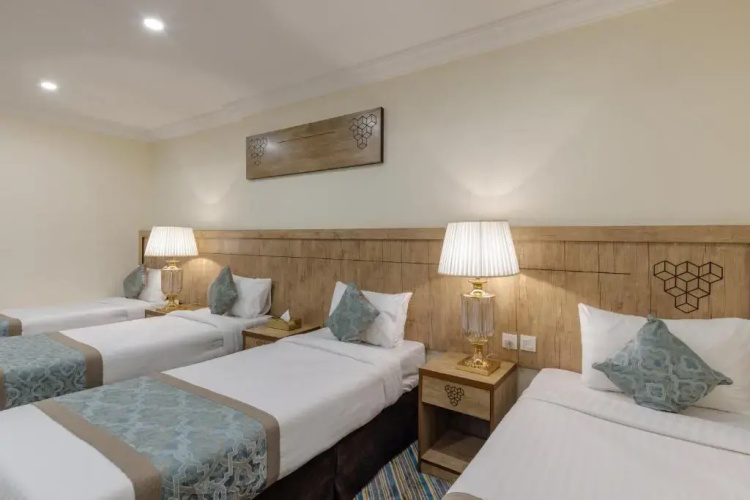 Snood AL-Dana Hotel