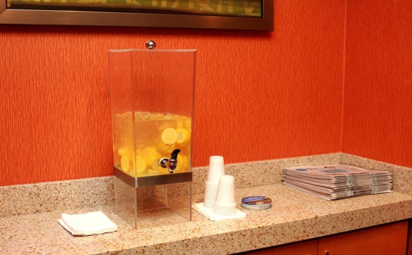 Fairfield Inn & Suites Fairmont photo 8