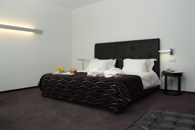 Standard Double room with river view