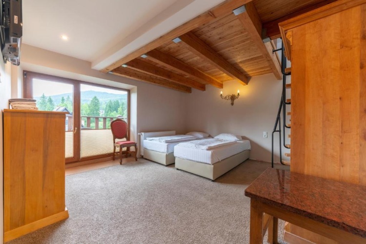 Standard Quadruple Duplex room