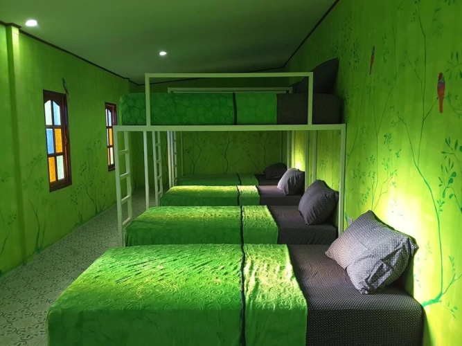 Bee Sleep Hostel Lonely Beach - Adults Only