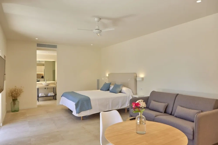 Quadruple Junior Suite