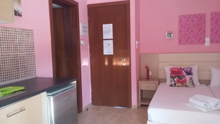 Villa Yanna Studios