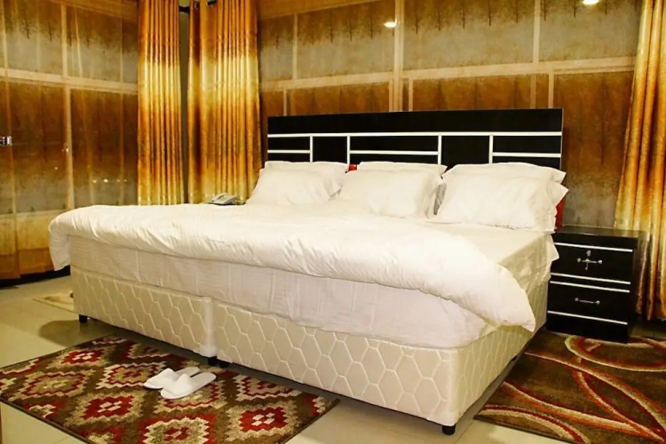 A1 Hotel and Resort