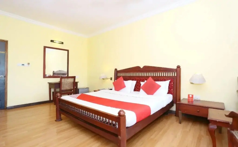 Manor Backwater Resort
