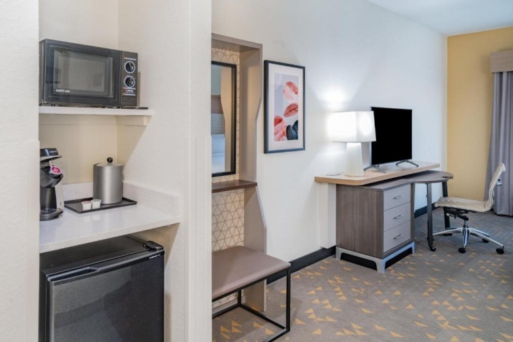Holiday Inn Southaven Central Memphis photo 33