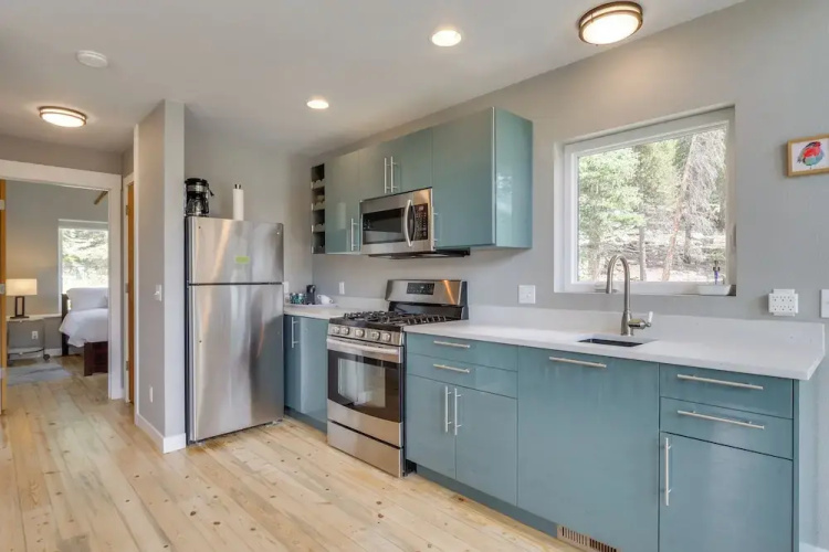 Private Deck: Secluded Fairplay Cabin