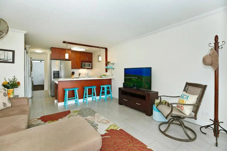 Canal House #706