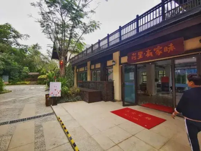 Mountain View Water System Villa