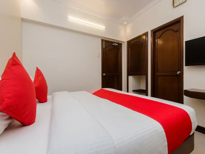 OYO 12749 Hotel Sagar