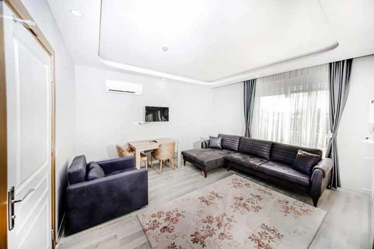 Adam Apart Hotel 2