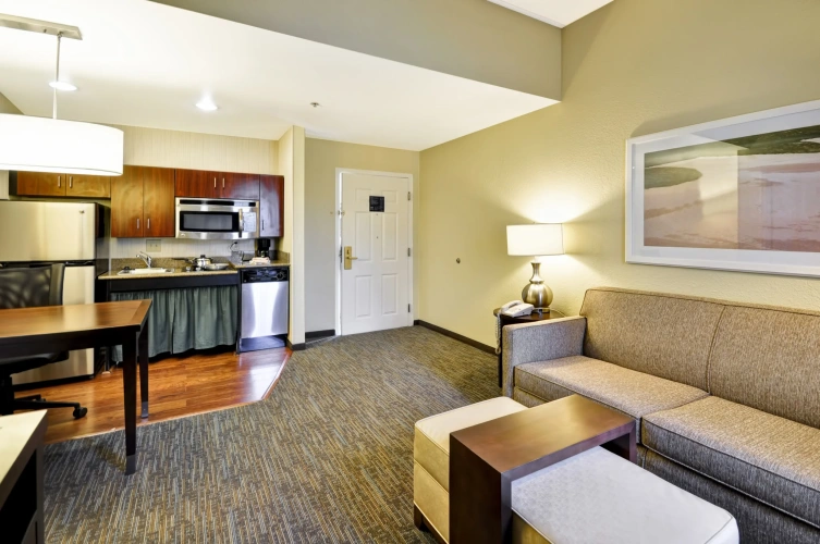 1 Bedroom Premium Double Suite
