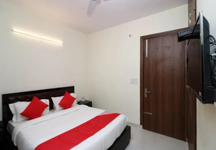 Hotel Ozone by OYO Rooms