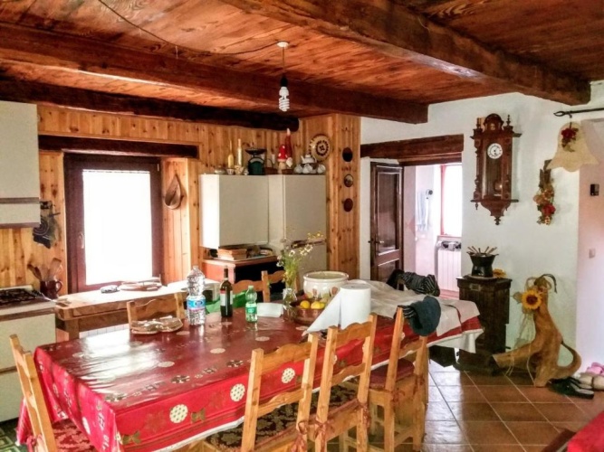 2 Bedrooms Cottage