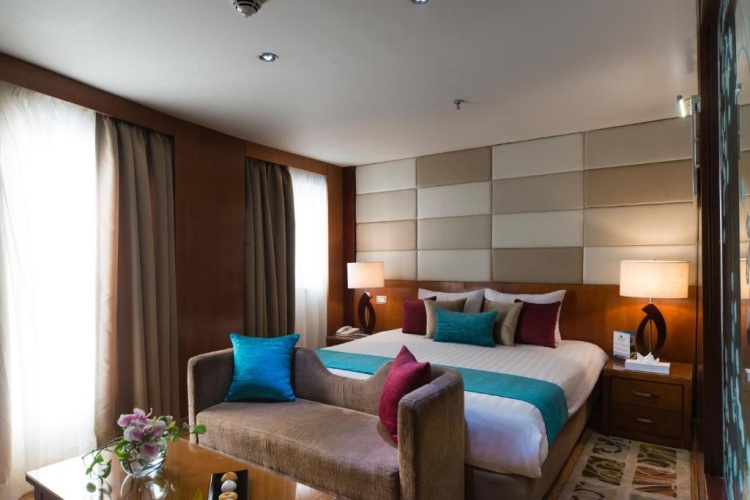 Deluxe Suite