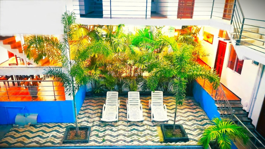 Sea Breeze Hotel - Mirissa