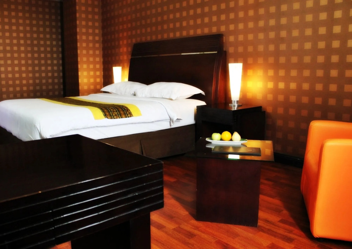 Grand Elite Hotel