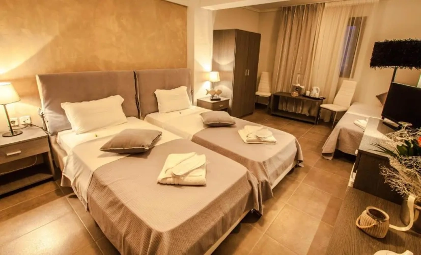 Triple room