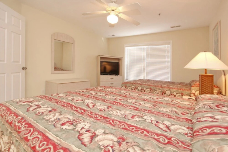 2407 Commons II